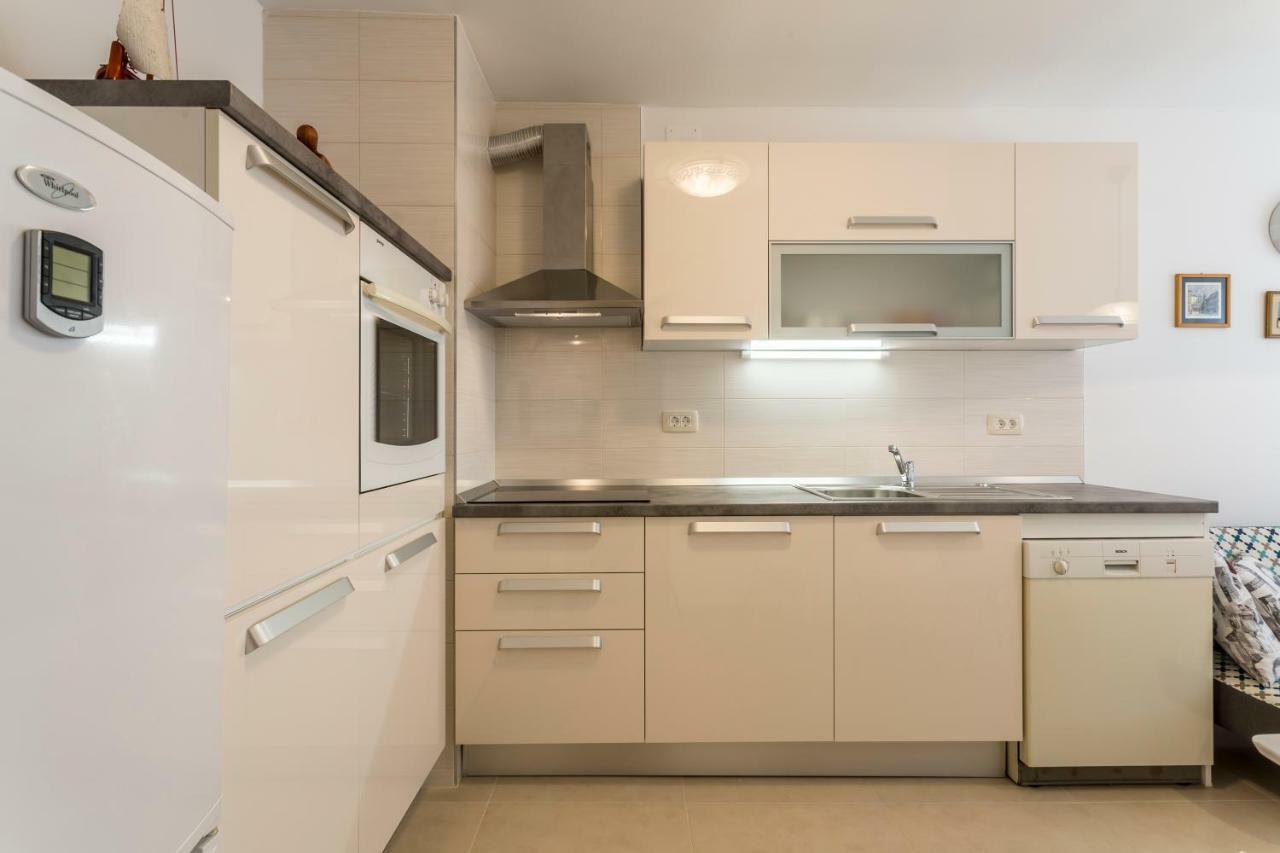 Modern Apartment Near The Beach And Center Of 斯普利特 外观 照片